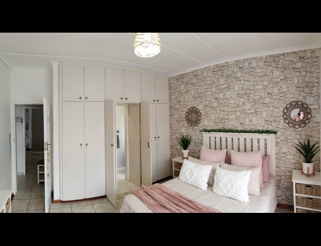 3 BEDROOM FREESTANDING FOR SALE IN STRELITZIA PARK